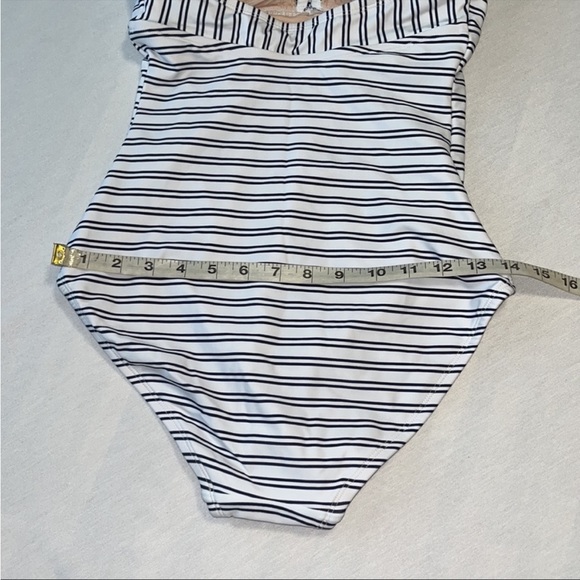 Kona Sol Target Triangle High Coverage One Piece Swimsuit Sz XS (0-2) - Picture 5 of 10